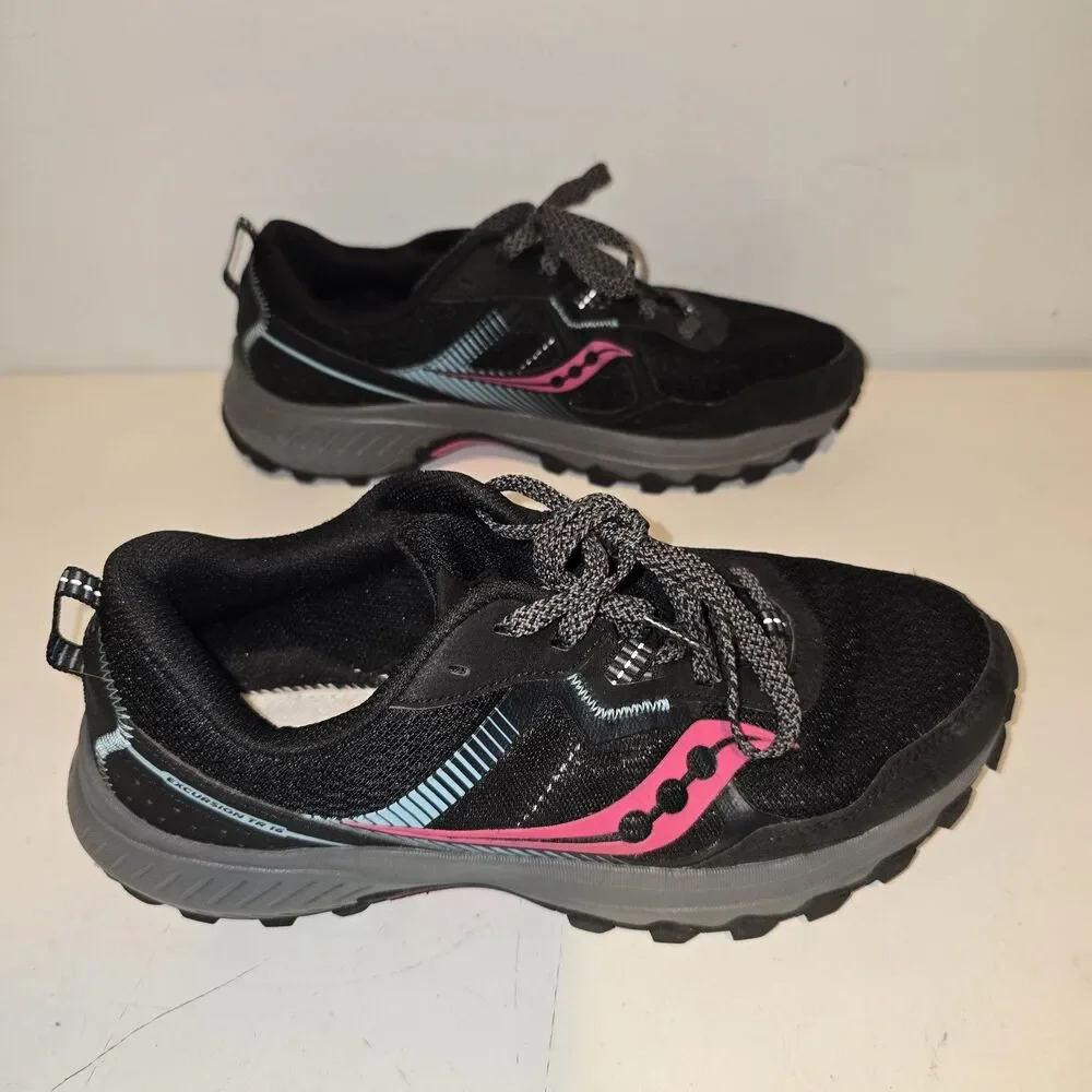 Saucony Womens 9.5W TR16 Trail No Insole S10745-10 Black/Fuchsia Running Shoes